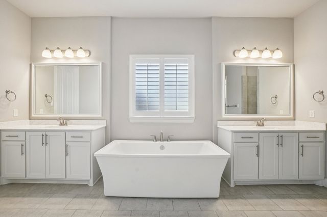 8230 Palmer Lane, Waxahachie, TX 75167