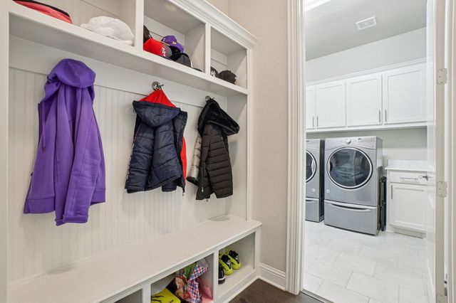 8230 Palmer Lane, Waxahachie, TX 75167