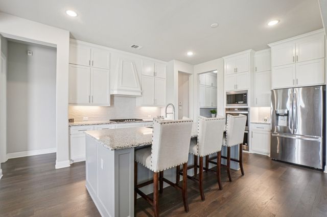 8230 Palmer Lane, Waxahachie, TX 75167