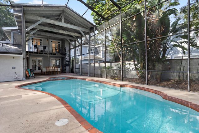 210 PHILLIPS PLACE, Orlando, FL 32806