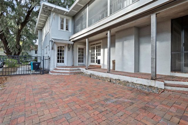 210 PHILLIPS PLACE, Orlando, FL 32806