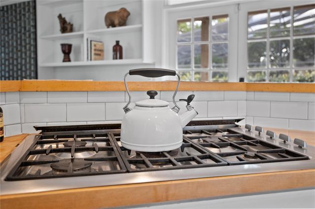 210 PHILLIPS PLACE, Orlando, FL 32806