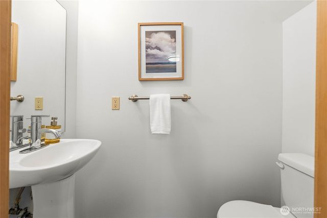 2008 15th Ave South, Seattle, WA 98144