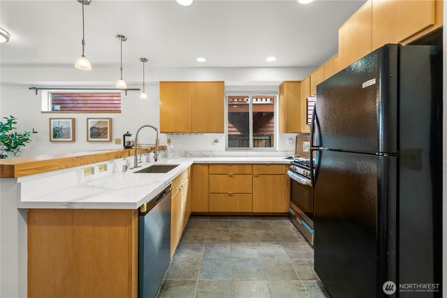 2008 15th Ave South, Seattle, WA 98144