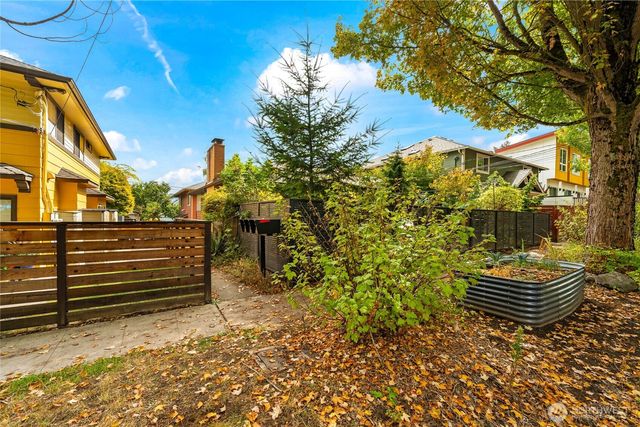 2008 15th Ave South, Seattle, WA 98144