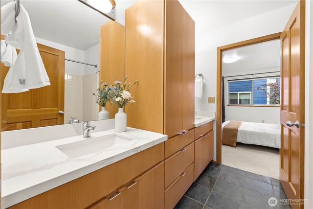 2008 15th Ave South, Seattle, WA 98144
