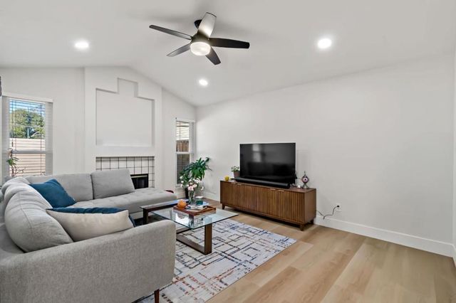 1315 Kelly Park Circle, Morgan Hill, CA 95037