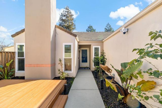 1315 Kelly Park Circle, Morgan Hill, CA 95037