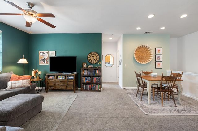 2089 Boccioni Lane, Clovis, CA 93611