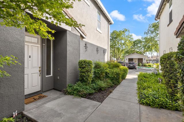 2089 Boccioni Lane, Clovis, CA 93611