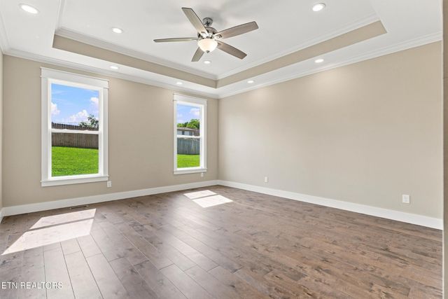 8017 Little Joe Rd, Powell, TN 37849