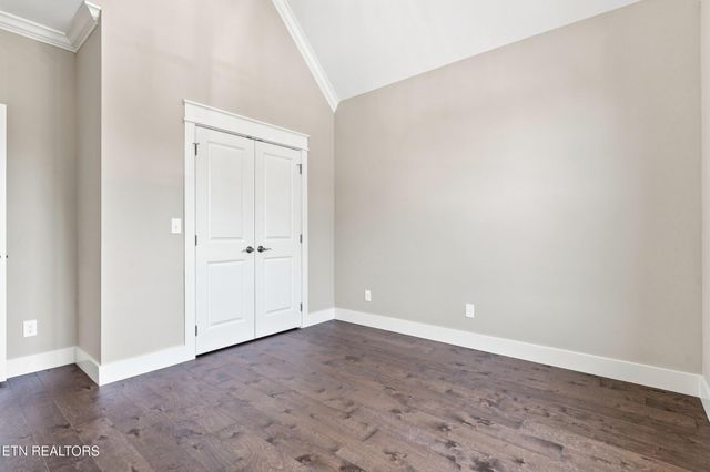 8017 Little Joe Rd, Powell, TN 37849