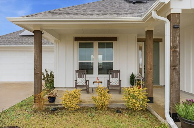 1292 Whiskey Hollow, West, TX 76691