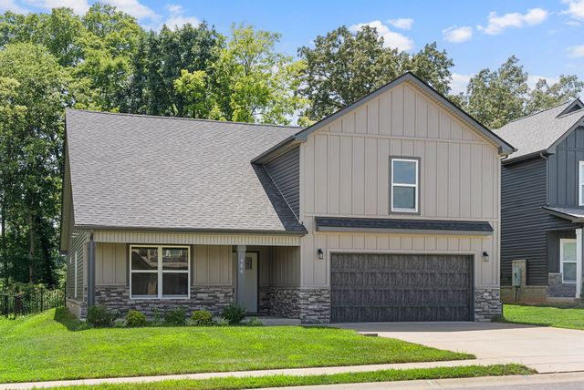 906 Vendue Ave, Clarksville, TN 37042