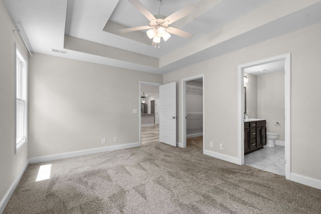 906 Vendue Ave, Clarksville, TN 37042