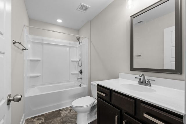 906 Vendue Ave, Clarksville, TN 37042