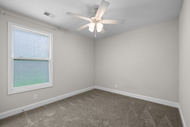 906 Vendue Ave, Clarksville, TN 37042