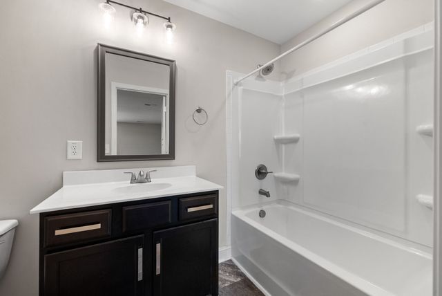 906 Vendue Ave, Clarksville, TN 37042