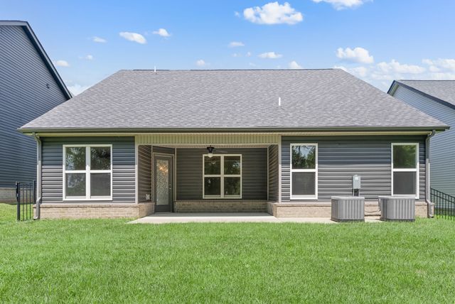 906 Vendue Ave, Clarksville, TN 37042