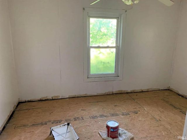 1316 N factory Street, Fairmount, IN 46928