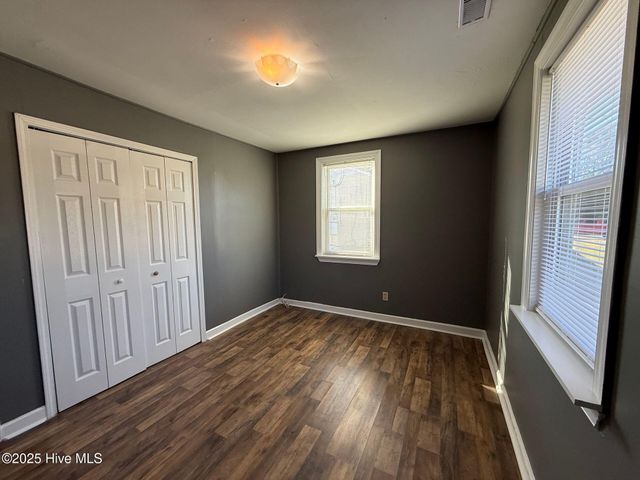 1012 Davis Street, Jacksonville, NC 28540