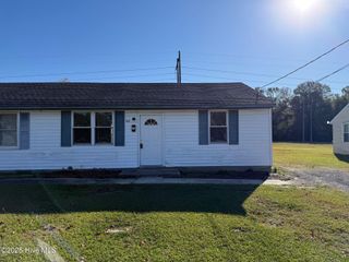 1012 Davis Street, Jacksonville, NC 28540