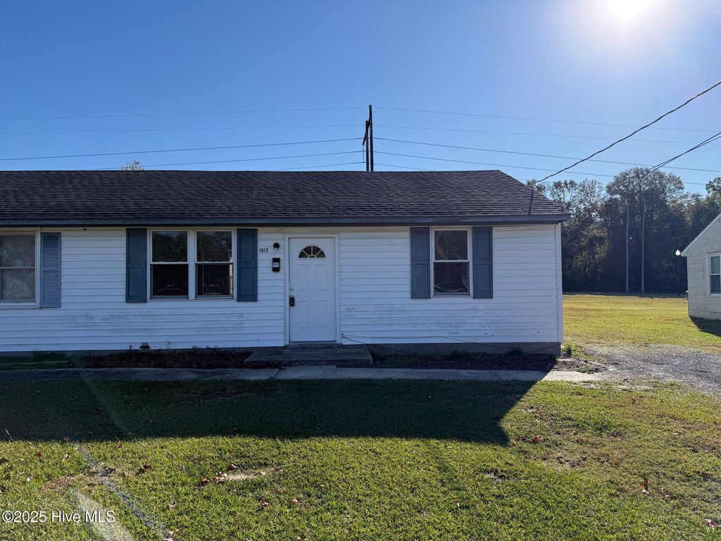 1012 Davis Street, Jacksonville, NC 28540