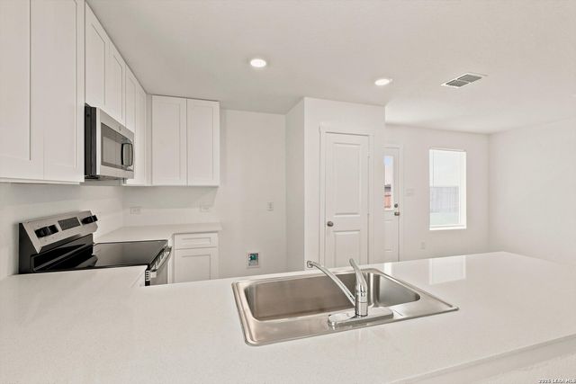 3642 GEORGIA TRCE, Converse, TX 78109