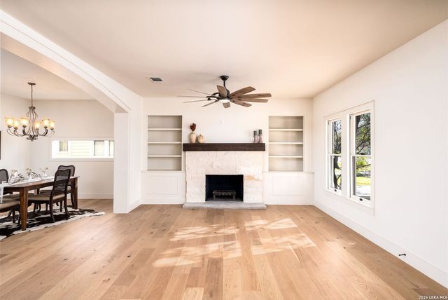 850 Estes, Alamo Heights, TX 78209