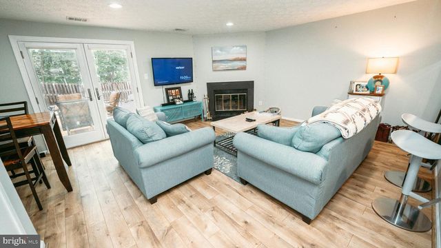 9134 EVERETT CT, Springfield, VA 22152