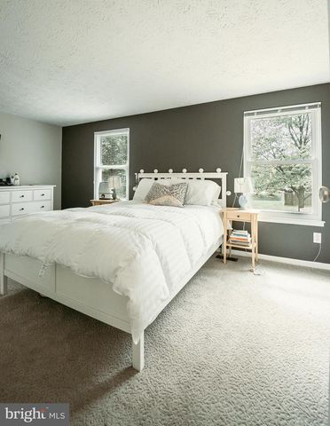9134 EVERETT CT, Springfield, VA 22152