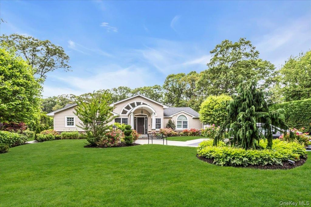 21 Buttonwood Drive, Dix Hills, NY 11746 — photo 3