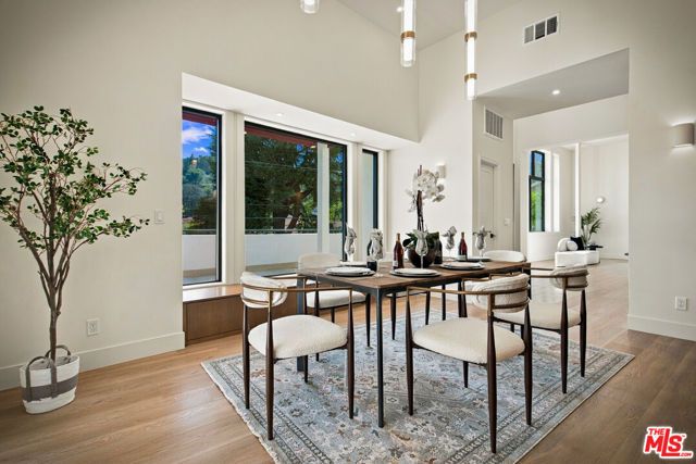 1525 Wabasso Way, Glendale, CA 91208