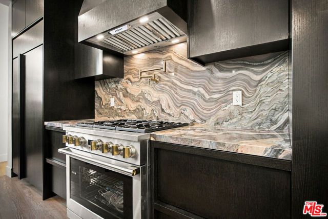1525 Wabasso Way, Glendale, CA 91208