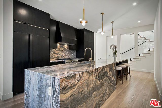 1525 Wabasso Way, Glendale, CA 91208