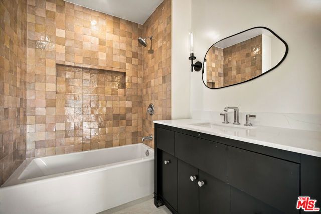 1525 Wabasso Way, Glendale, CA 91208
