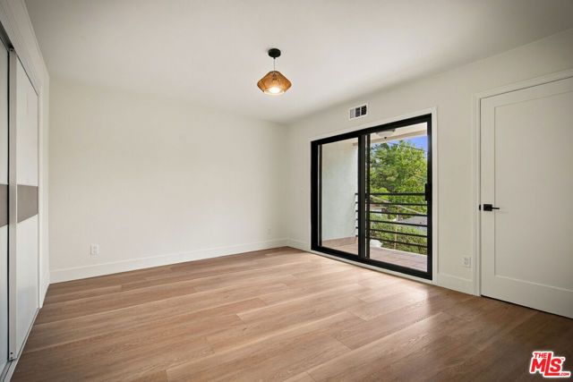 1525 Wabasso Way, Glendale, CA 91208