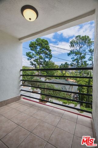 1525 Wabasso Way, Glendale, CA 91208