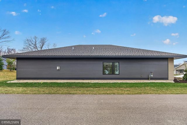 7743 146th Terrace, Savage, MN 55378