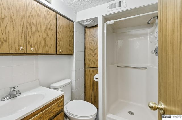 419 Highland Drive, Gretna, NE 68028