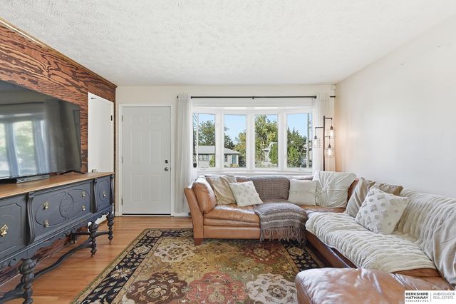 419 Highland Drive, Gretna, NE 68028