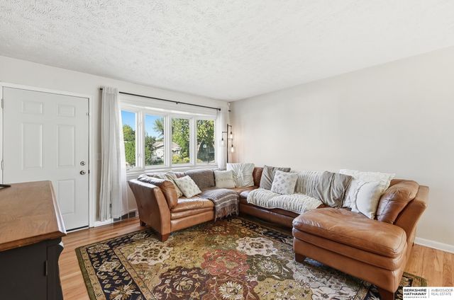 419 Highland Drive, Gretna, NE 68028