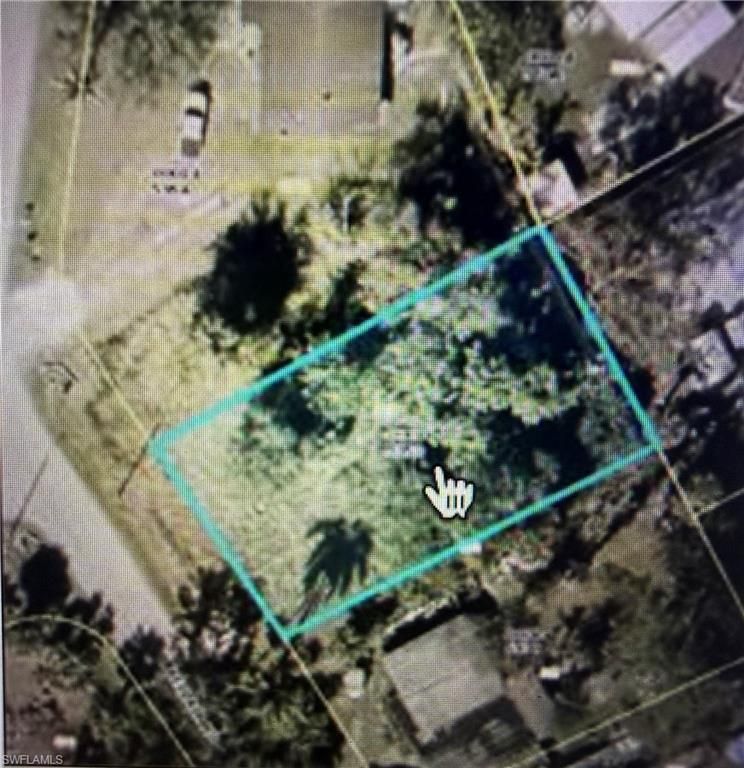 305 Bellair RD, Fort Myers, FL 33905