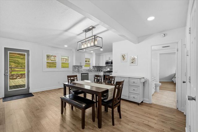 2239 Rocky Face Circle, Dalton, GA 30720