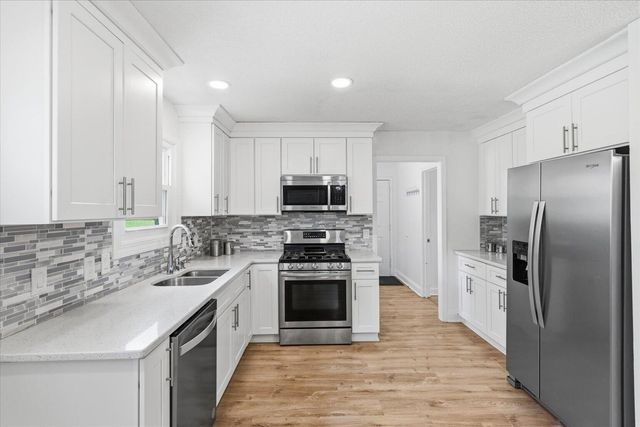 2239 Rocky Face Circle, Dalton, GA 30720