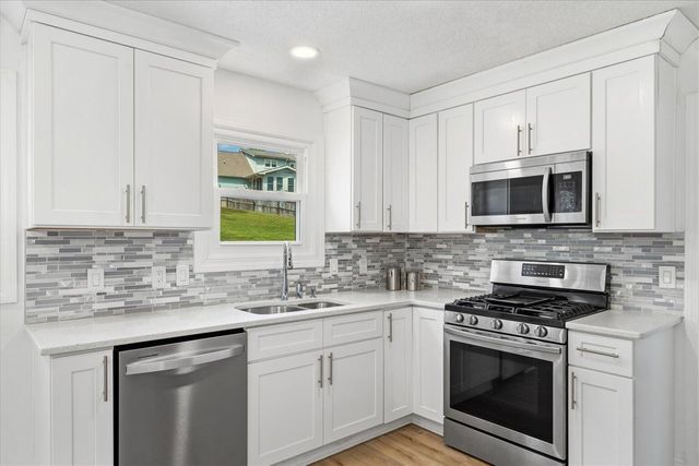 2239 Rocky Face Circle, Dalton, GA 30720