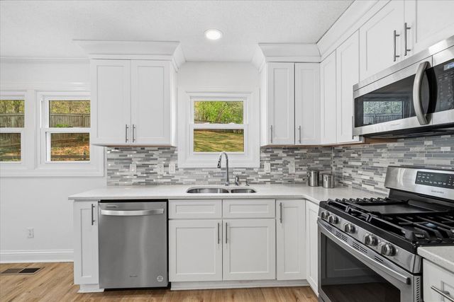 2239 Rocky Face Circle, Dalton, GA 30720