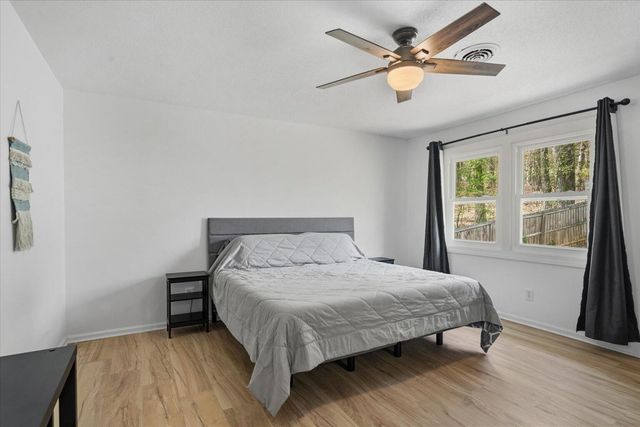 2239 Rocky Face Circle, Dalton, GA 30720