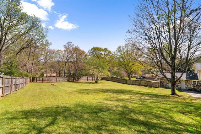 2239 Rocky Face Circle, Dalton, GA 30720