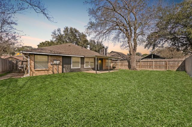 10307 Prospect Hill Drive, Houston, TX 77064